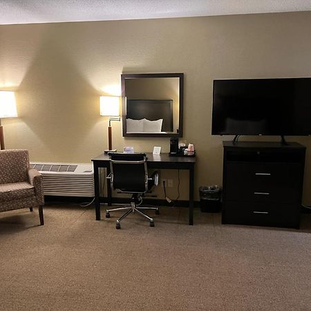 Quality Inn Harlan Екстериор снимка