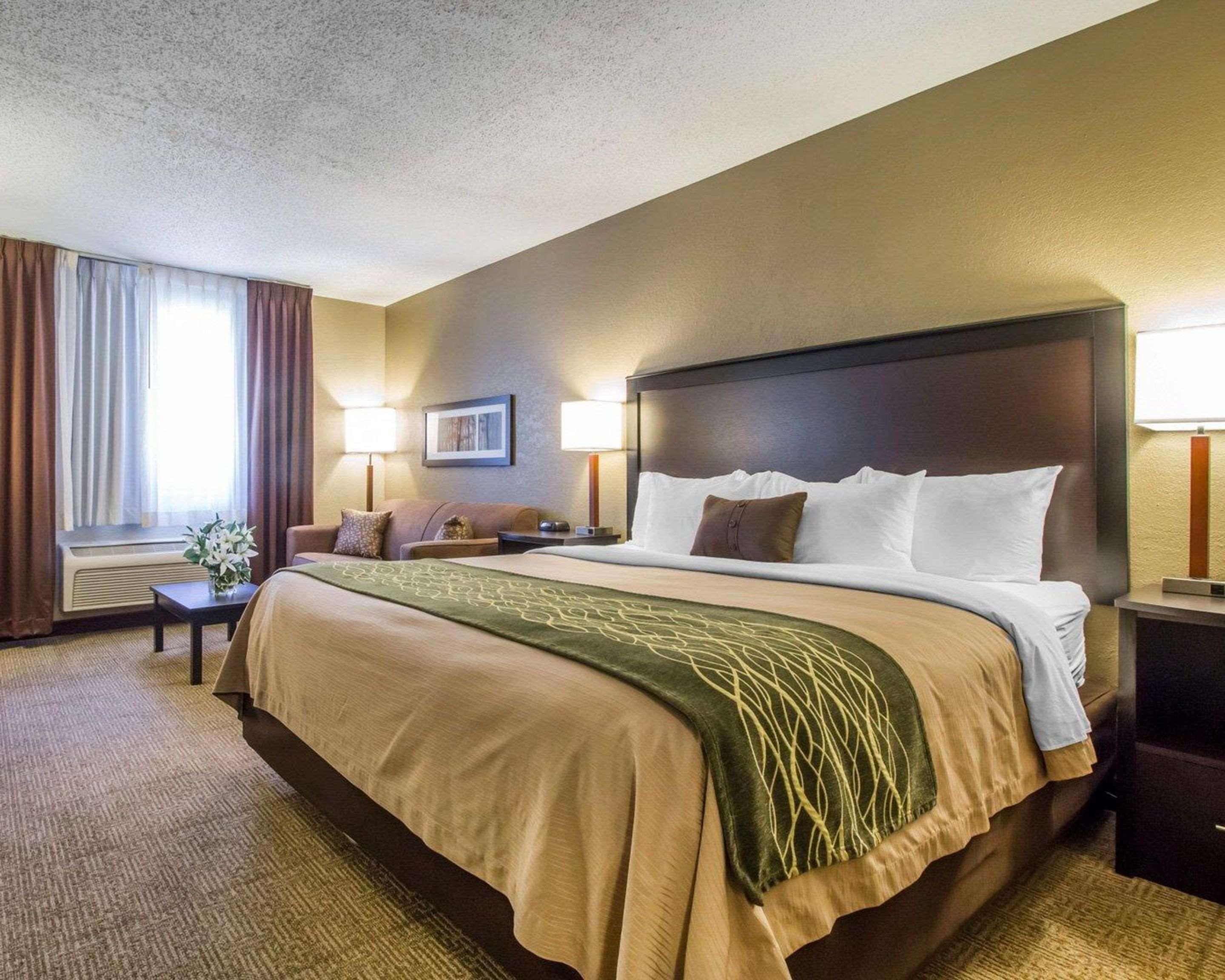 Quality Inn Harlan Екстериор снимка