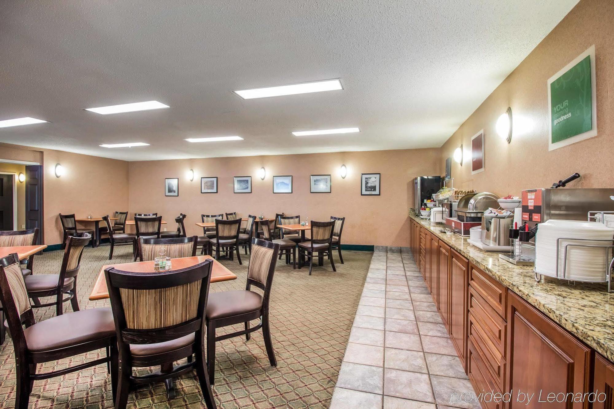 Quality Inn Harlan Екстериор снимка